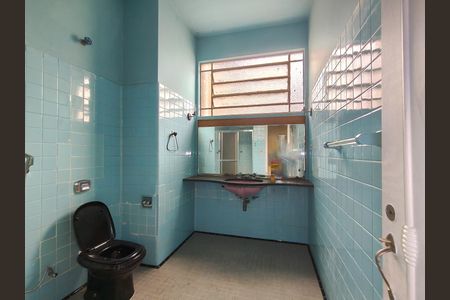 Apartamento à venda com 196m², 3 quartos e 2 vagasBanheiro 2