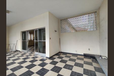 Apartamento à venda com 196m², 3 quartos e 2 vagasSala