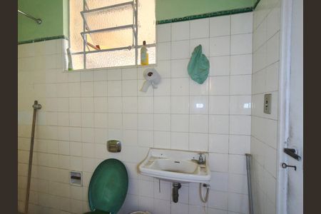 Apartamento à venda com 196m², 3 quartos e 2 vagasBanheiro de serviço