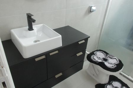 Apartamento para alugar com 74m², 2 quartos e 1 vagaBanheiro