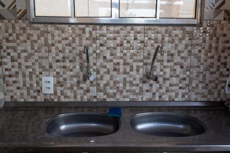 Apartamento para alugar com 44m², 2 quartos e 1 vagaÁrea comum - Churrasqueira