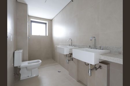 Apartamento para alugar com 186m², 3 quartos e 3 vagasBanheiro da Suíte 1