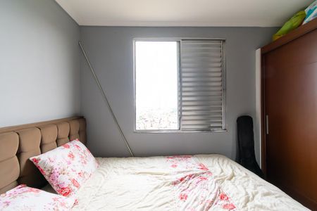 Quarto 2 de apartamento para alugar com 2 quartos, 48m² em Fazenda da Juta, São Paulo