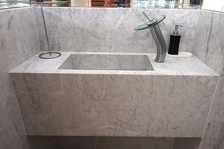 Apartamento para alugar com 97m², 1 quarto e 2 vagasLavabo