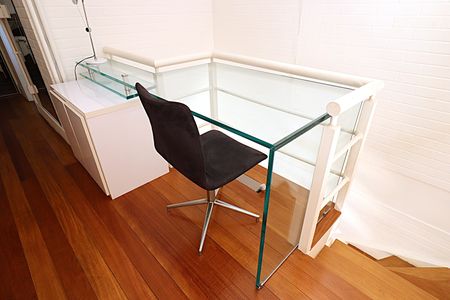 Apartamento para alugar com 97m², 1 quarto e 2 vagasMesa de computador