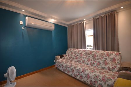 Casa para alugar com 250m², 4 quartos e 3 vagasSala