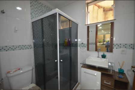 Casa para alugar com 250m², 4 quartos e 3 vagasBanheiro Social 2