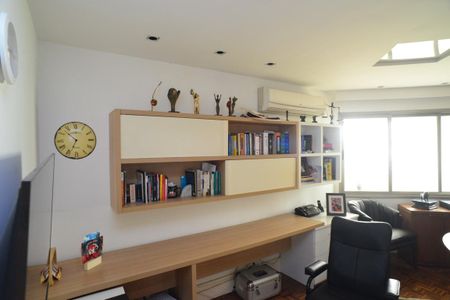 Apartamento para alugar com 497m², 4 quartos e 5 vagasEscritório