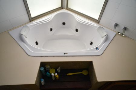 Apartamento para alugar com 497m², 4 quartos e 5 vagasBanheiro Suíte Principal