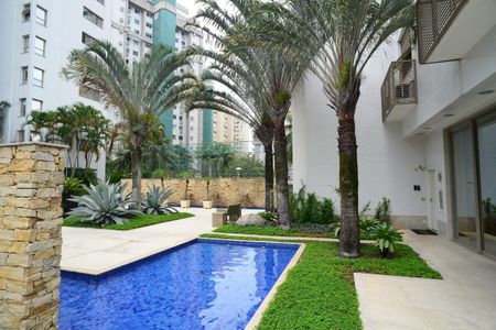 Apartamento para alugar com 497m², 4 quartos e 5 vagasÁrea Comum - Entrada do Prédio