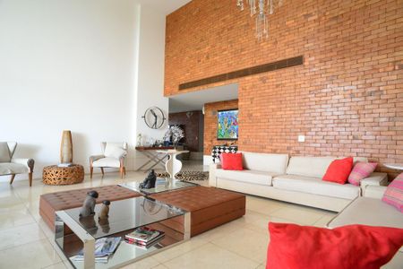 Apartamento para alugar com 497m², 4 quartos e 5 vagasSala