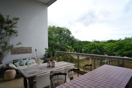 Apartamento para alugar com 497m², 4 quartos e 5 vagasVaranda