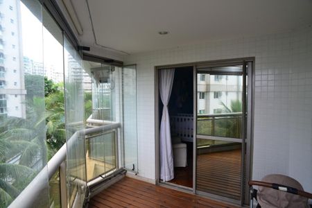 Apartamento para alugar com 497m², 4 quartos e 5 vagasVaranda