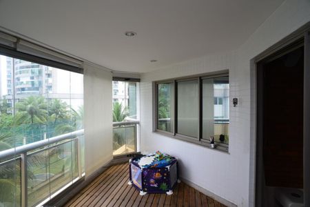 Apartamento para alugar com 497m², 4 quartos e 5 vagasVaranda