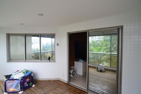 Apartamento para alugar com 497m², 4 quartos e 5 vagasVaranda