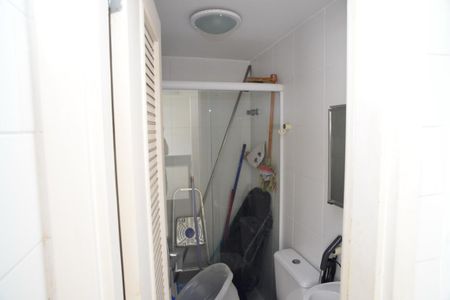 Apartamento para alugar com 497m², 4 quartos e 5 vagasBanheiro de Serviço