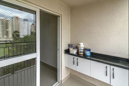 Apartamento para alugar com 49m², 2 quartos e 1 vagasacada_4