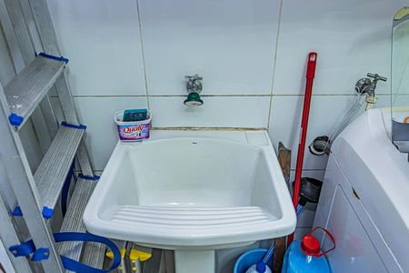 Casa para alugar com 125m², 2 quartos e 1 vagaÁrea de Serviço e quintal