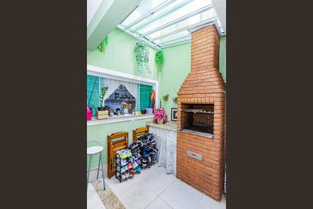 Casa para alugar com 125m², 2 quartos e 1 vagaÁrea de Serviço e quintal