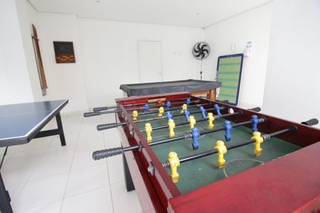 Apartamento para alugar com 50m², 2 quartos e 1 vagaÁrea comum - Sala de jogos