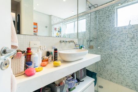 Apartamento à venda com 75m², 2 quartos e 1 vagaBanheiro