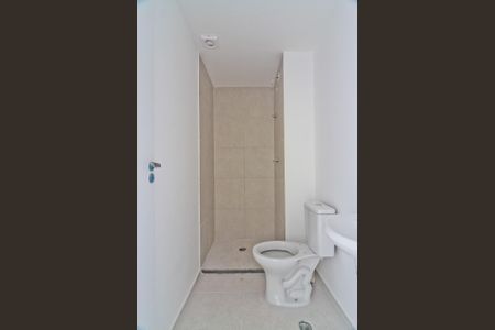 Apartamento para alugar com 36m², 2 quartos e sem vaga Apartamento para alugar com 36m², 2 quartos e sem vagaBanheiro