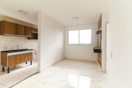 Sala de apartamento para alugar com 2 quartos, 45m² em Vila Lourdes, São Paulo
