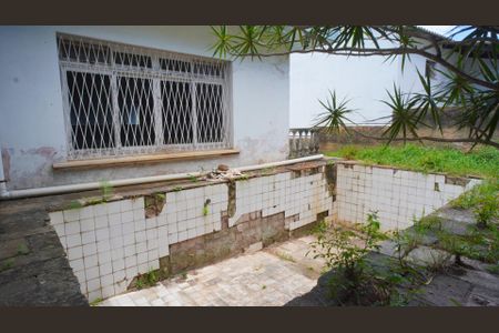 Casa à venda com 310m², 3 quartos e 1 vagaPiscina 