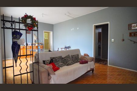 Sala jantar  de casa à venda com 3 quartos, 310m² em Medianeira, Porto Alegre