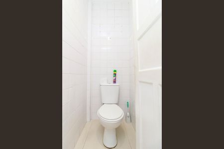 Casa à venda com 103m², 2 quartos e 1 vagaÁrea de Serviço