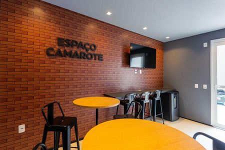 Apartamento para alugar com 39m², 2 quartos e sem vaga