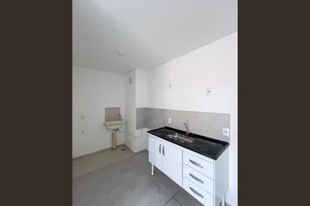Apartamento para alugar com 39m², 2 quartos e sem vaga Apartamento para alugar com 39m², 2 quartos e sem vagaCozinha e Área de Serviço