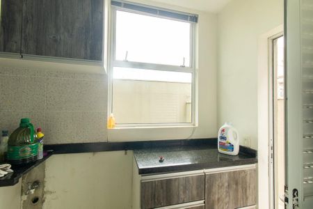 Casa de condomínio para alugar com 220m², 4 quartos e 4 vagasÁrea de Serviço