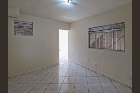 Casa para alugar com 3 quartos, 60m² em Jardim Maracana, São Paulo