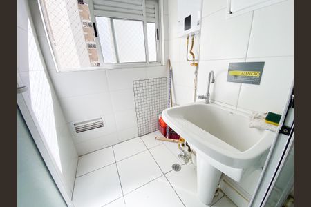 Apartamento para alugar com 60m², 3 quartos e 1 vagaÁrea de Serviço