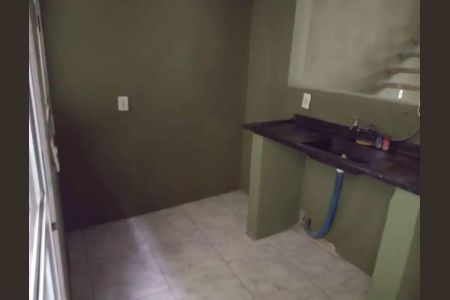 Casa para alugar com 1 quarto, 65m² em Jardim do Carmo, Itaquaquecetuba