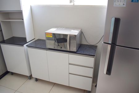 Apartamento para alugar com 76m², 2 quartos e sem vagaCozinha - Armários