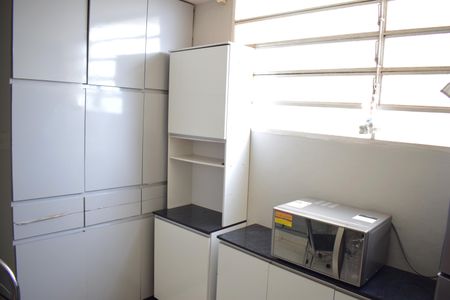 Apartamento para alugar com 76m², 2 quartos e sem vagaCozinha - Armários