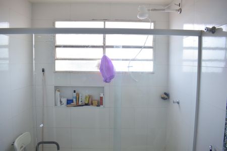 Apartamento para alugar com 76m², 2 quartos e sem vagaBanheiro