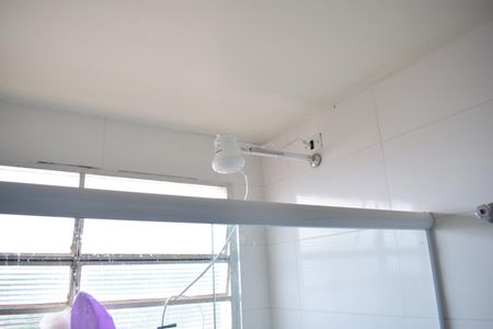 Apartamento para alugar com 76m², 2 quartos e sem vagaBanheiro