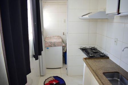 Apartamento para alugar com 76m², 2 quartos e sem vagaCozinha e Área de Serviço
