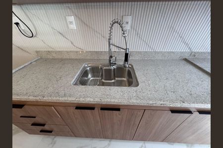 Apartamento para alugar com 84m², 3 quartos e 2 vagas Apartamento para alugar com 84m², 3 quartos e 2 vagasCozinha e Área de Serviço
