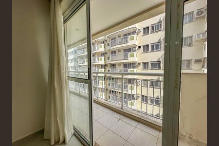 Apartamento para alugar com 3 quartos, 90m² em Catete, Rio de Janeiro