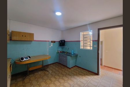 Casa para alugar com 100m², 2 quartos e sem vagaCozinha 