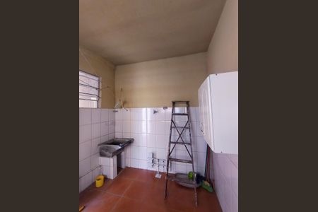 Casa para alugar com 100m², 2 quartos e sem vagaÁrea de Serviço