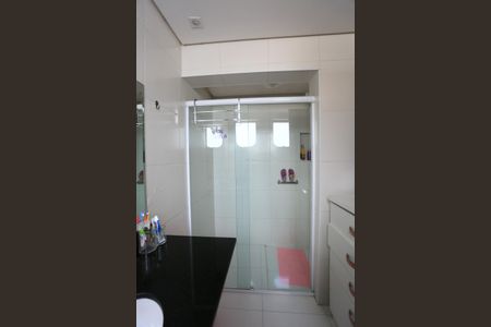 Apartamento à venda com 235m², 4 quartos e 5 vagasBanheiro da Suíte 4