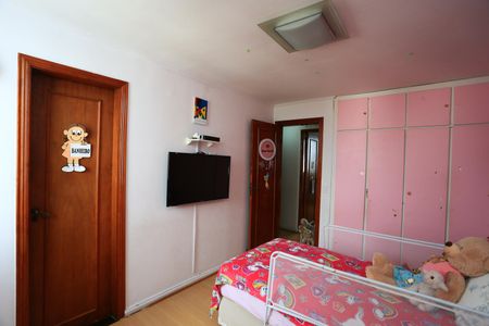 Apartamento à venda com 235m², 4 quartos e 5 vagassuite 4