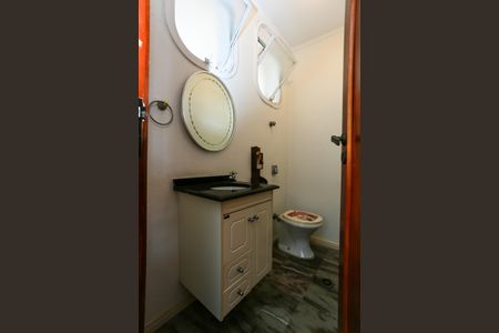 Apartamento à venda com 235m², 4 quartos e 5 vagaslavabo 2