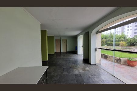 Apartamento à venda com 235m², 4 quartos e 5 vagasÁrea comum - Salão de festas