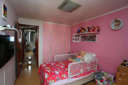 Apartamento à venda com 235m², 4 quartos e 5 vagassuite 4